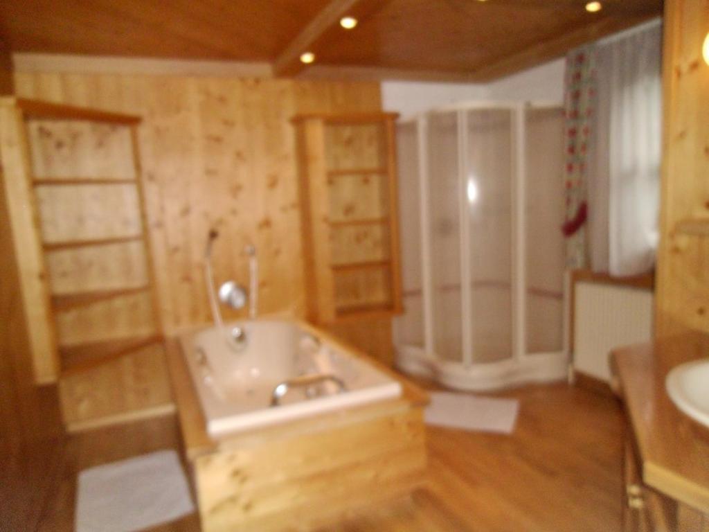 Landhaus Wanger Neukirchen am Großvenediger Pokój zdjęcie